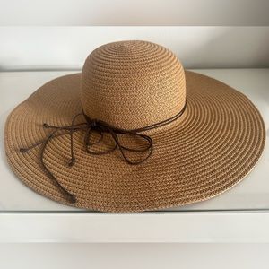 Sun Hat, Summer Straw Hat NWOT